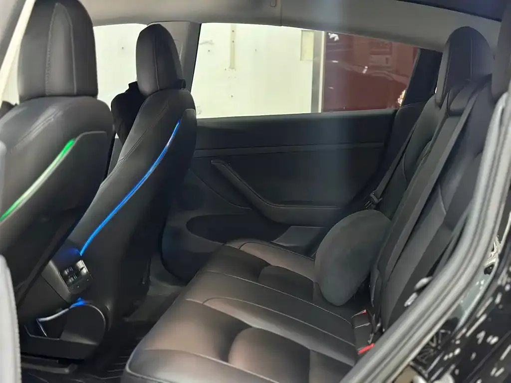 Tesla Model 3 2023 из CN, фото 2