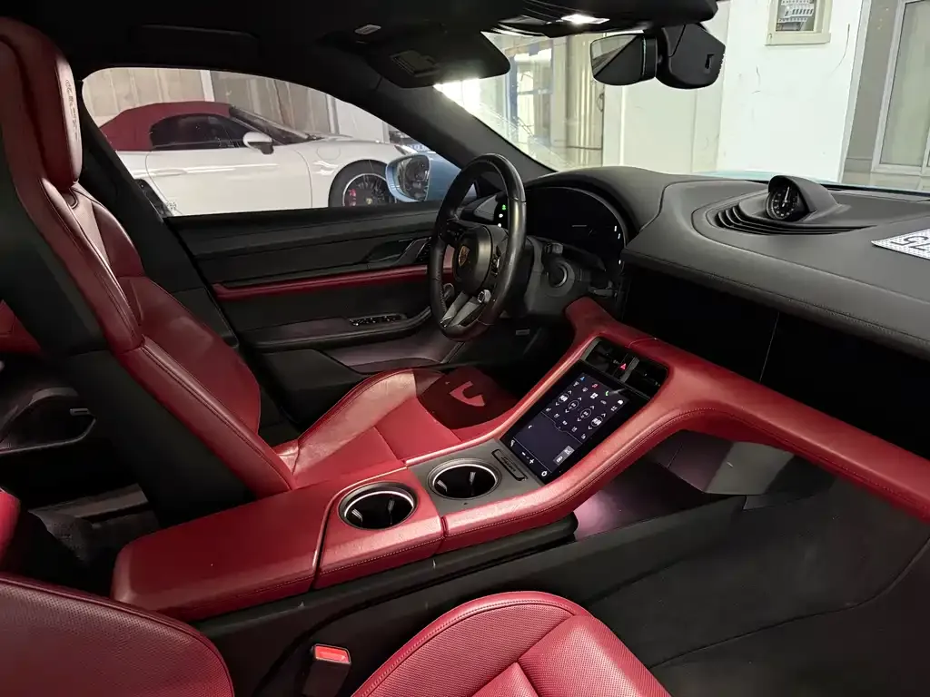 Porsche Taycan 2021 из CN, фото 8