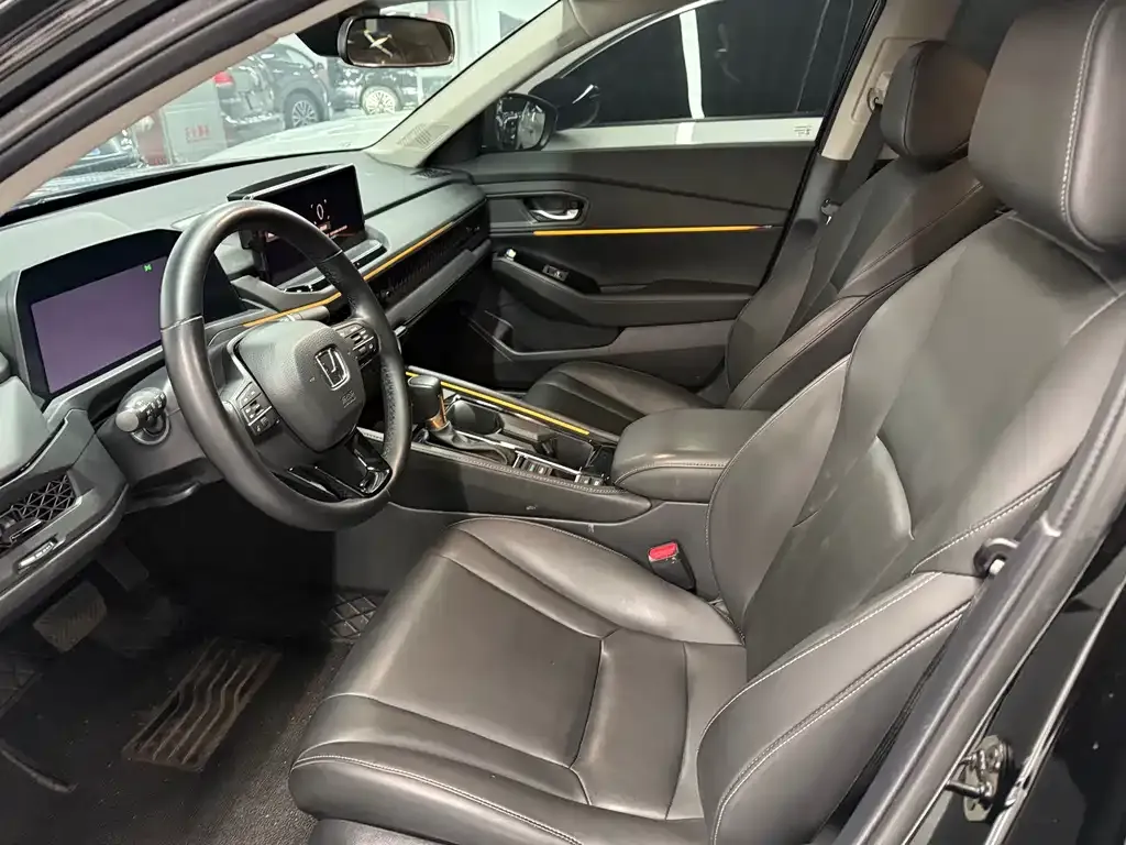 Honda Accord — фото 6