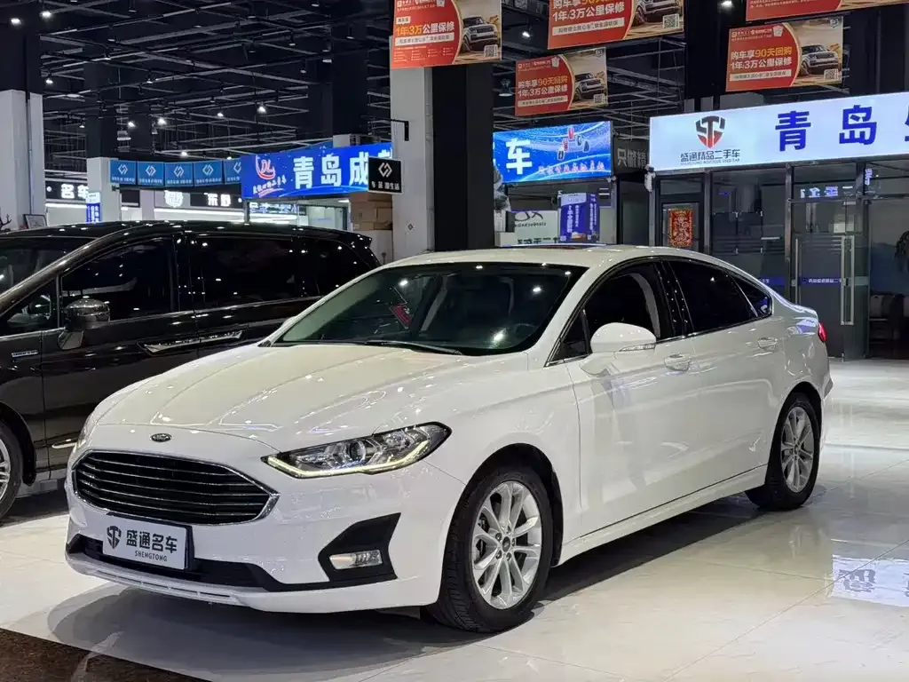 Ford Mondeo — фото 1