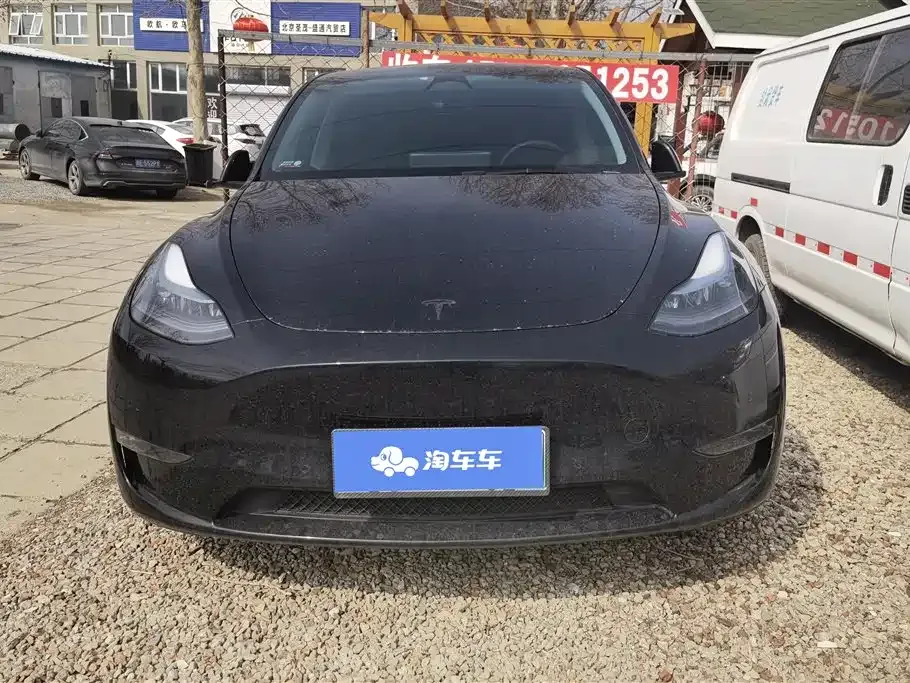 Tesla Model Y — фото 7