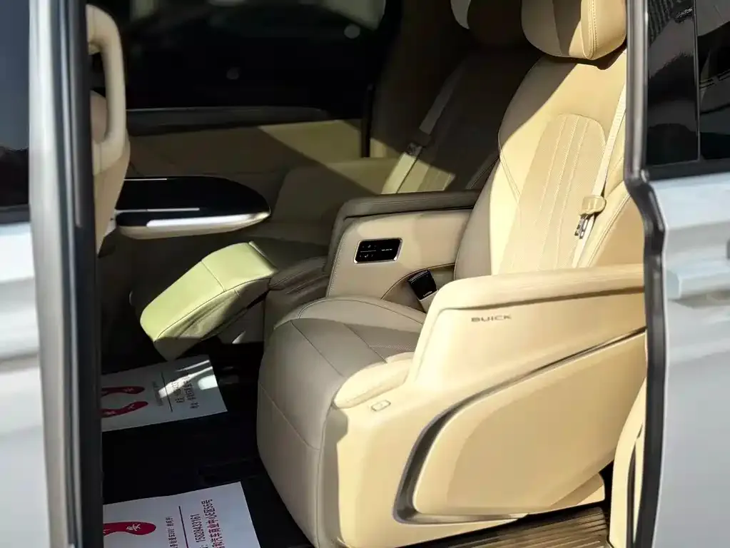 Buick GL8 Hybrid 2025 из CN, фото 4