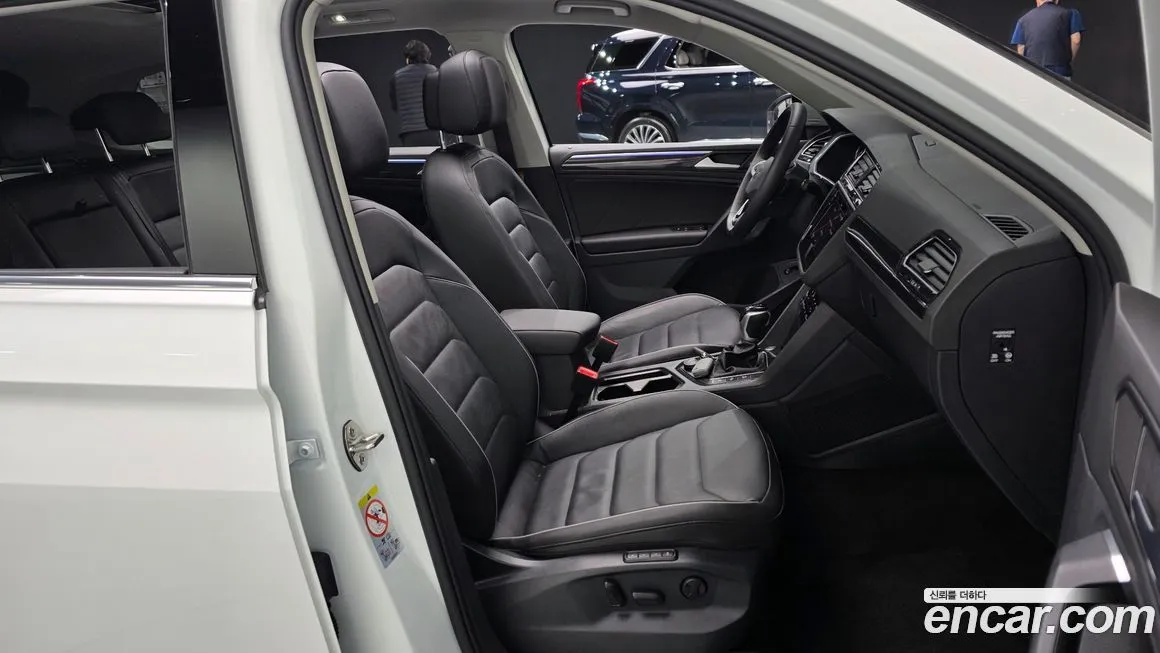 Volkswagen Tiguan — фото 3