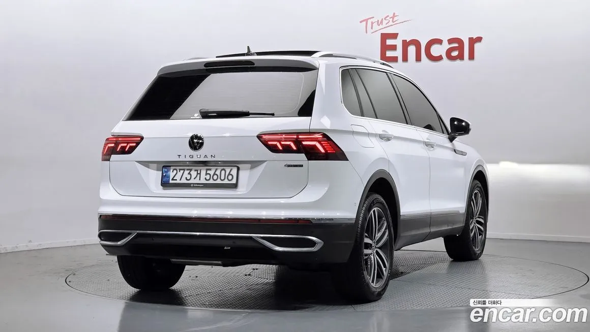Volkswagen Tiguan — фото 4