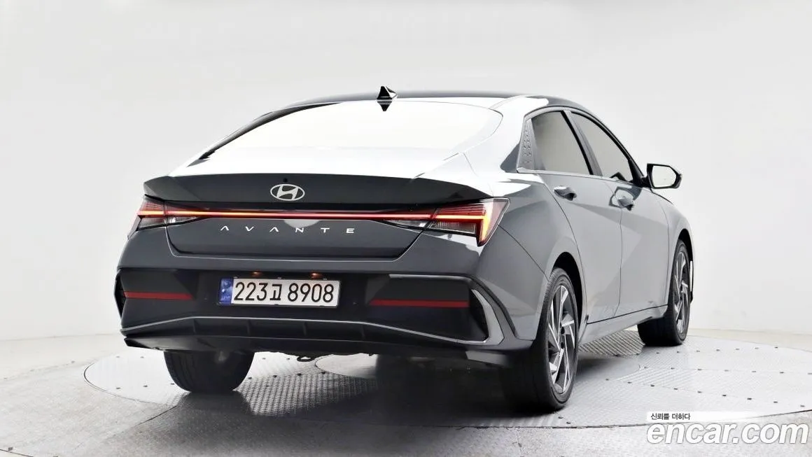 Hyundai AVANTE — фото 9
