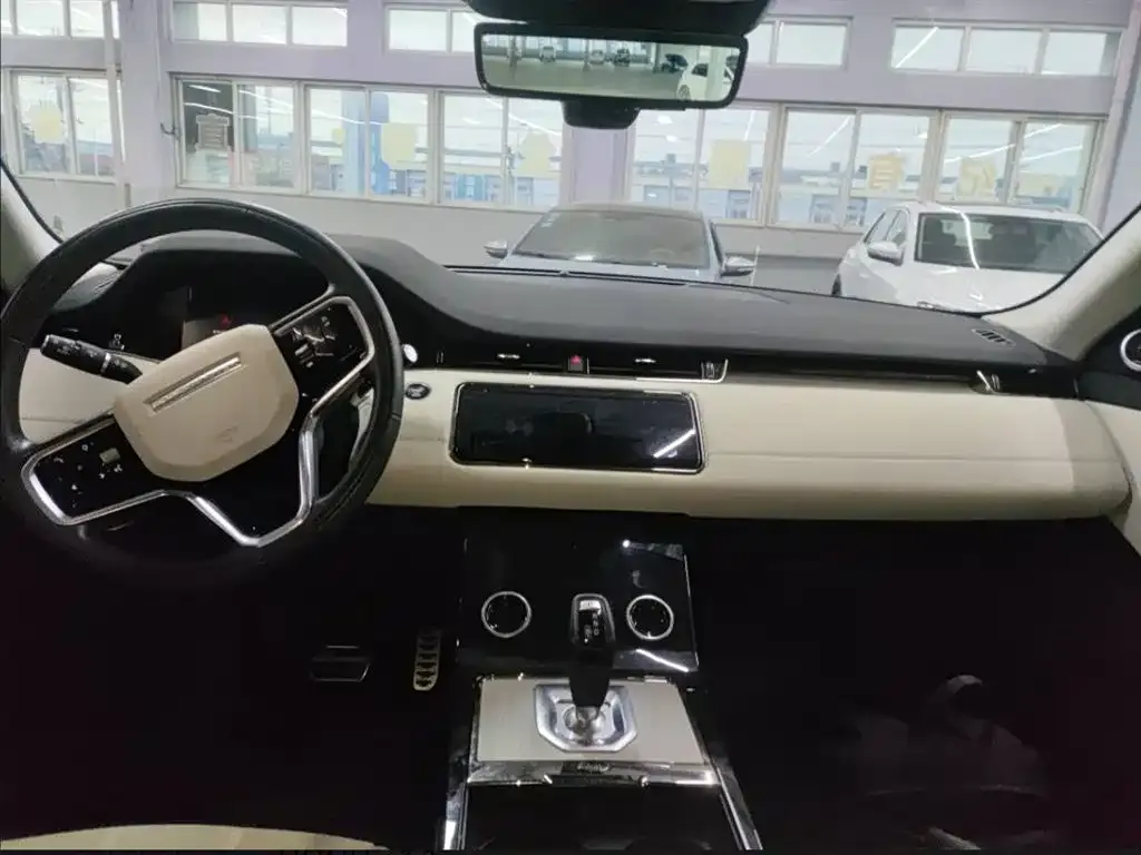 Land Rover Evoque — фото 5