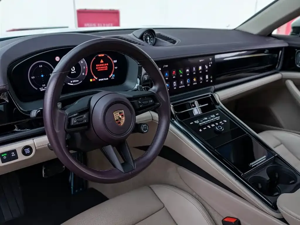 Porsche Panamera — фото 9
