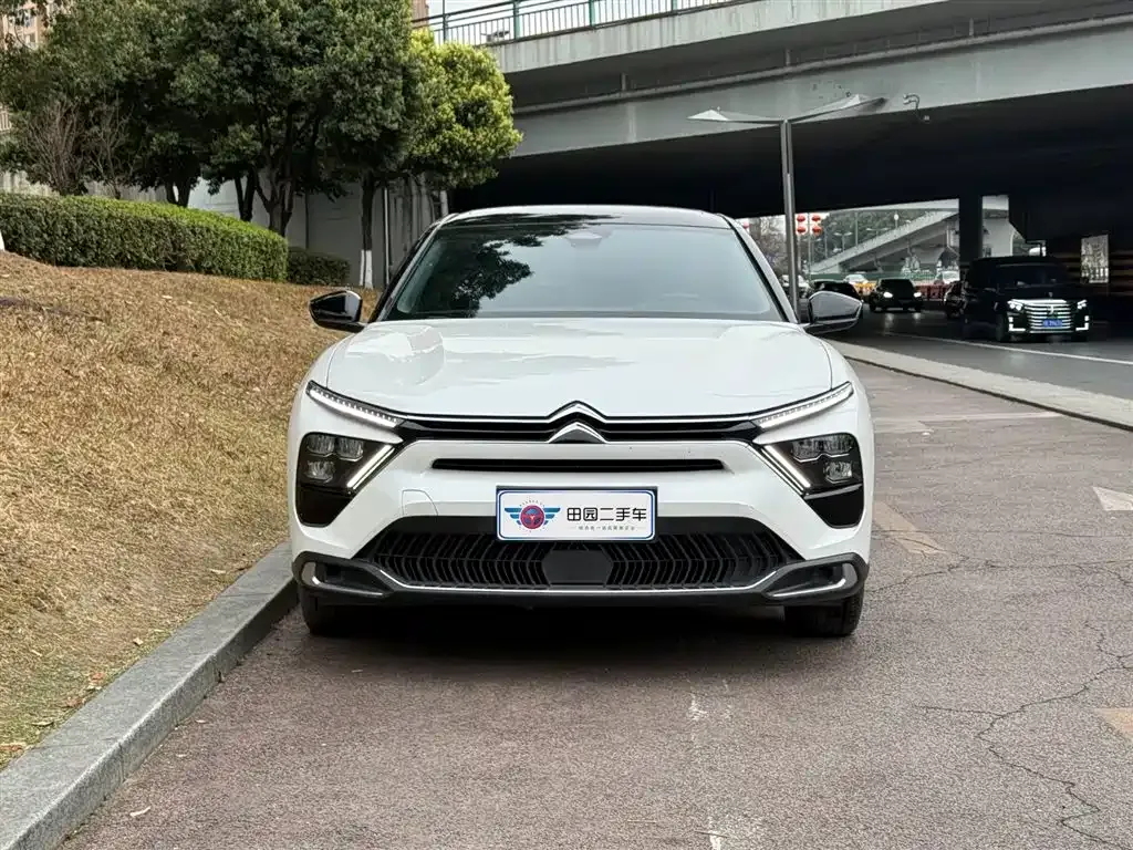 Citroen C5 X 2022 из CN, фото 6