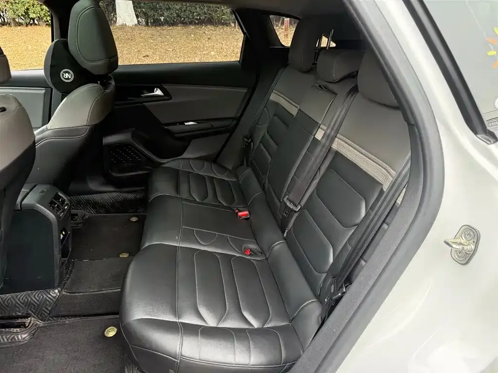 Citroen C5 X 2022 из CN, фото 2