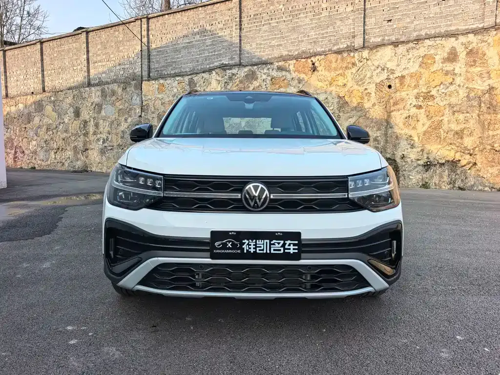 Volkswagen Tharu — фото 10