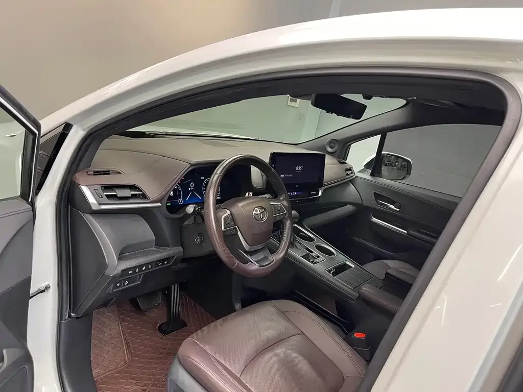Toyota Sienna 2022 из CN, фото 9