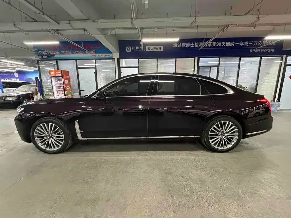 Hongqi H9 — фото 10