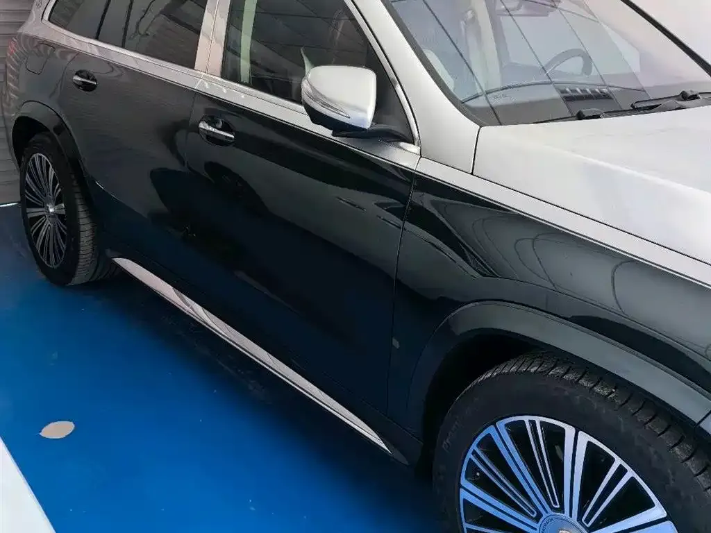 Mercedes-Benz GLS — фото 4