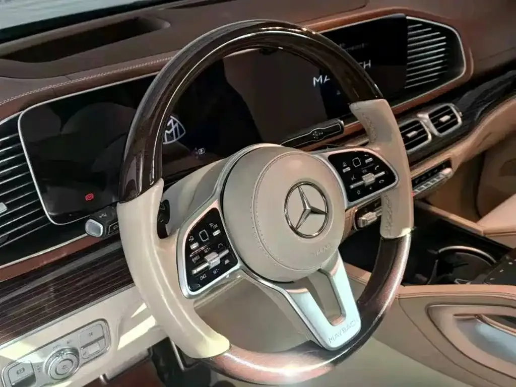 Mercedes-Benz GLS — фото 3
