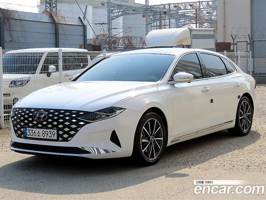 Hyundai Grandeur — фото 1