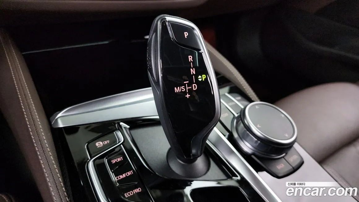 BMW 5-Series 2021 из KR, фото 8