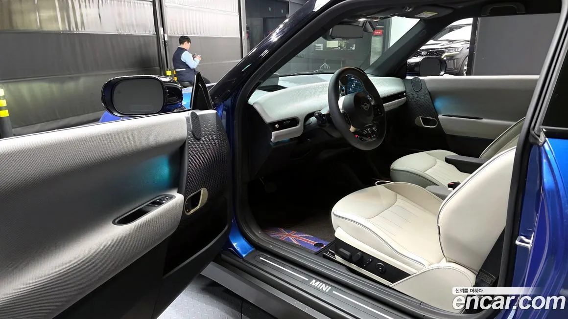 Mini Cooper 2024 из KR, фото 8