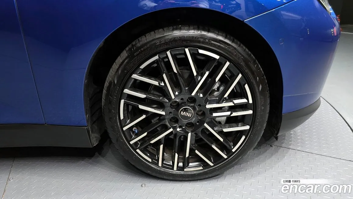 Mini Cooper 2024 из KR, фото 7