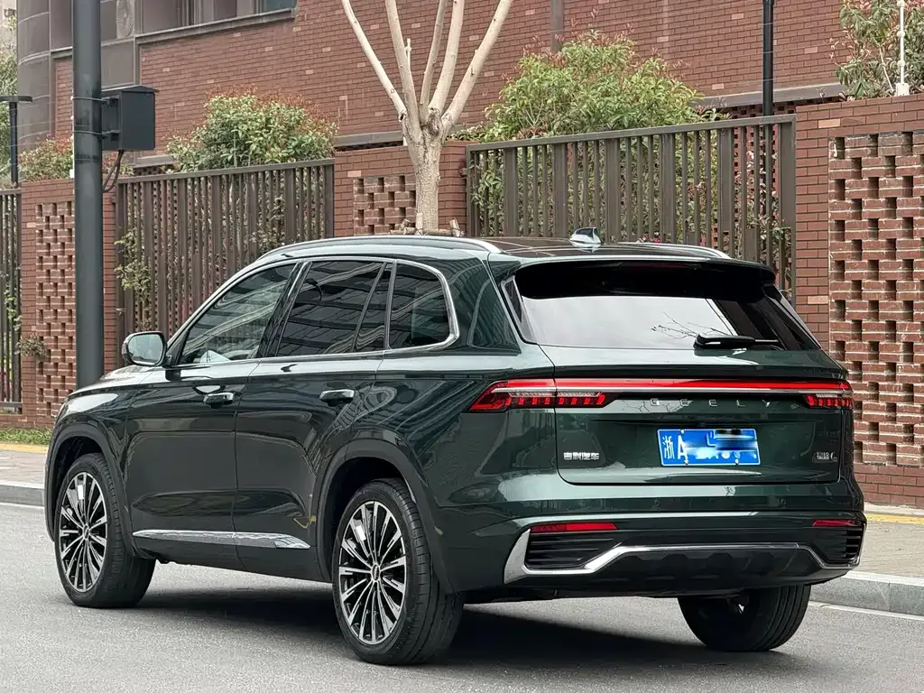 Geely Xingyue L — фото 10