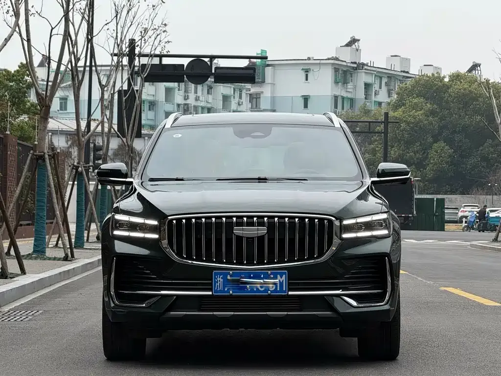 Geely Xingyue L — фото 8