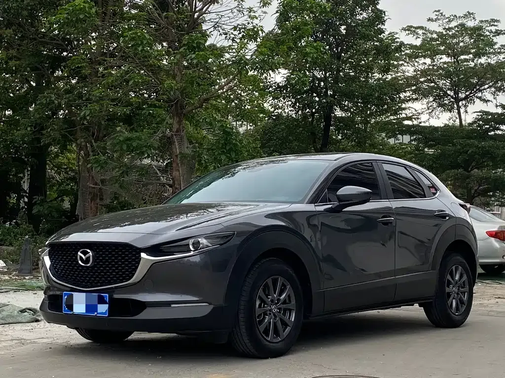 Mazda CX-30 — фото 1