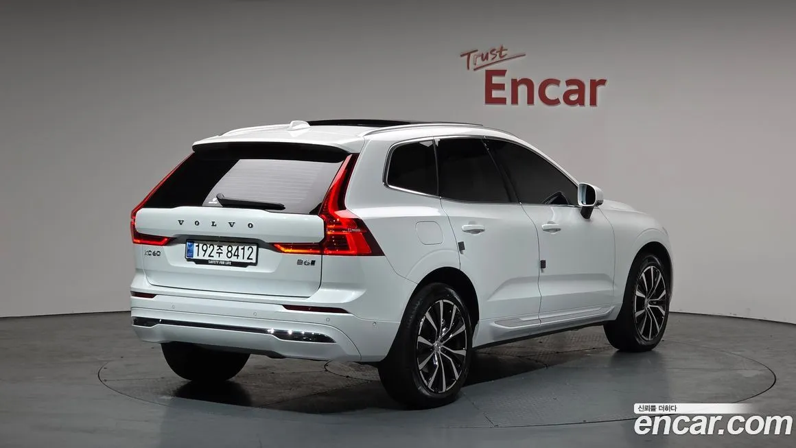 Volvo XC60 2024 из KR, фото 2