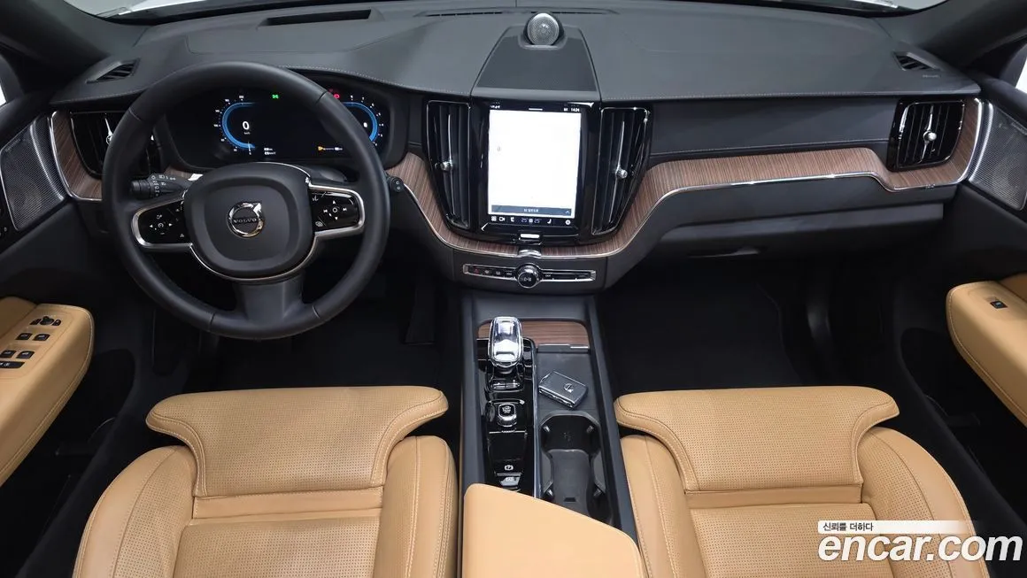 Volvo XC60 2024 из KR, фото 10