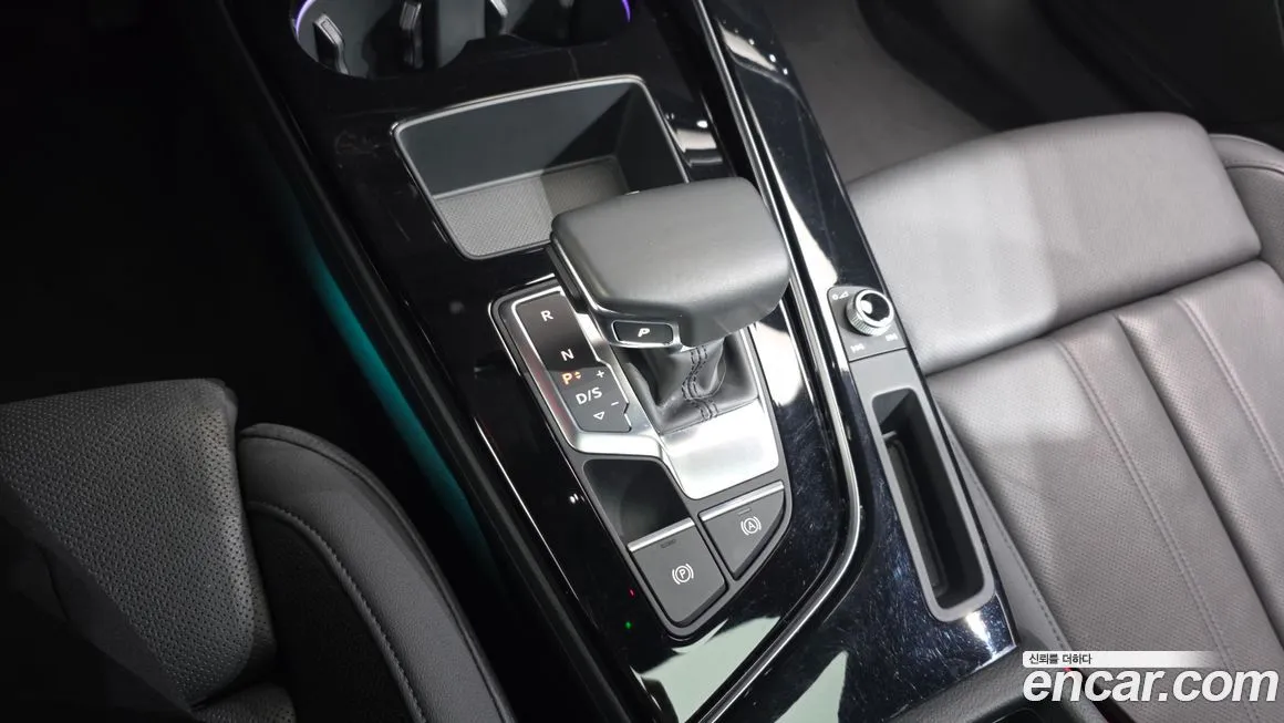 Audi A4 2021 из KR, фото 10