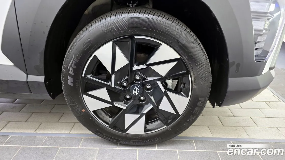 Hyundai Kona 2023 из KR, фото 8