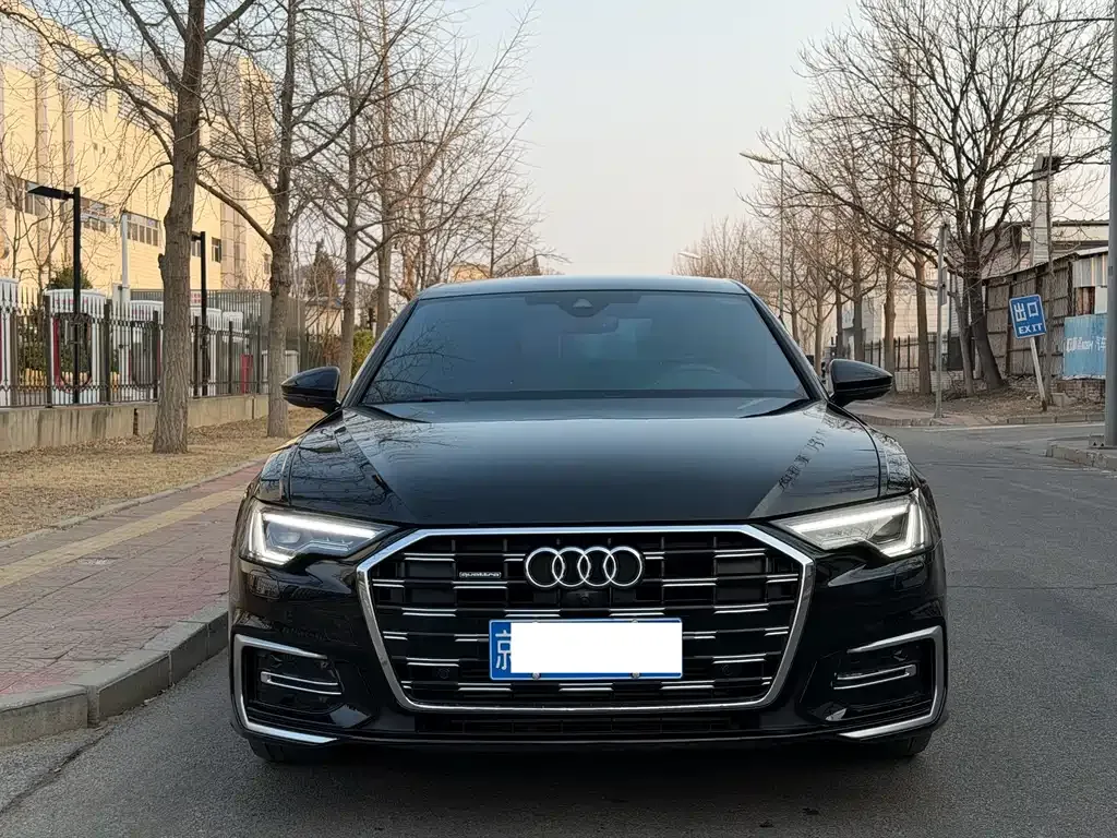 Audi A6L — фото 5