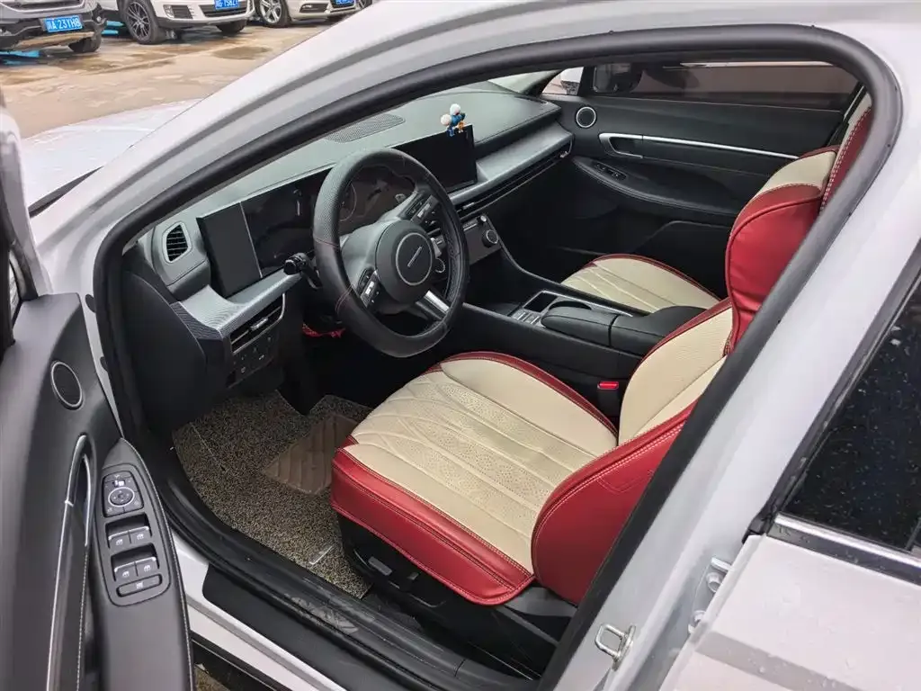 Hyundai Sonata 2024 из CN, фото 10