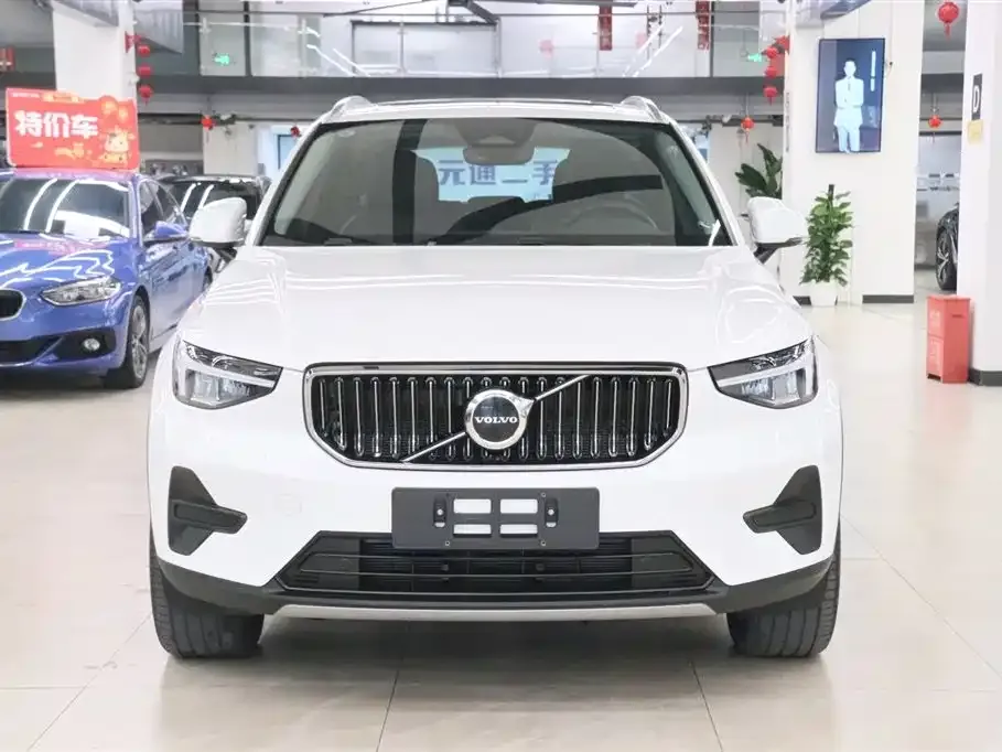 Volvo XC40 2024 из CN, фото 4