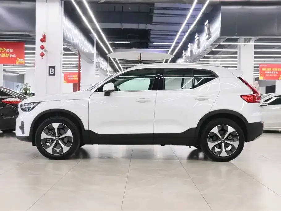 Volvo XC40 2024 из CN, фото 5