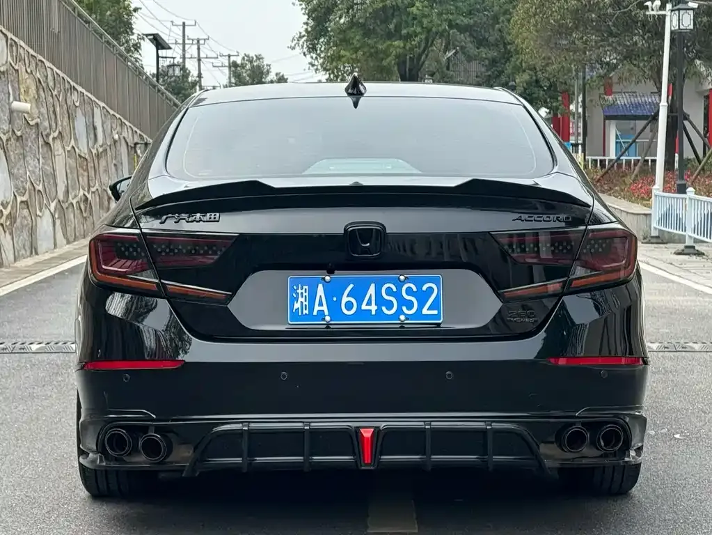 Honda Accord — фото 2