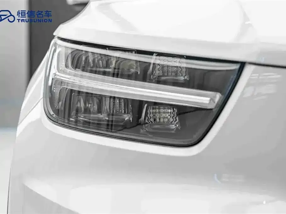 Volvo XC40 2021 из CN, фото 3