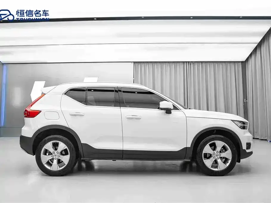 Volvo XC40 2021 из CN, фото 5