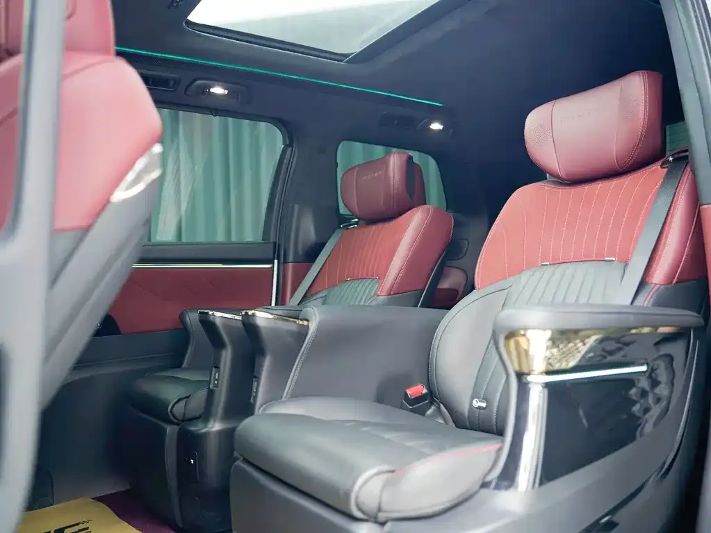 GAC Motor Trumpchi M8 — фото 2