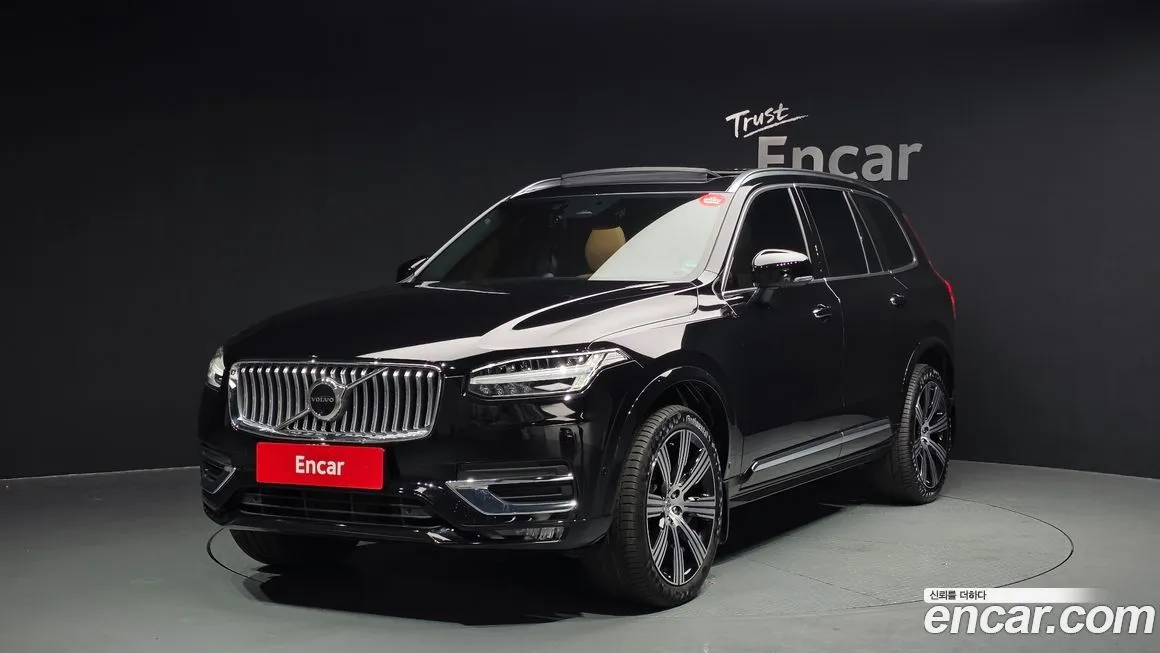 Volvo XC90 — фото 1