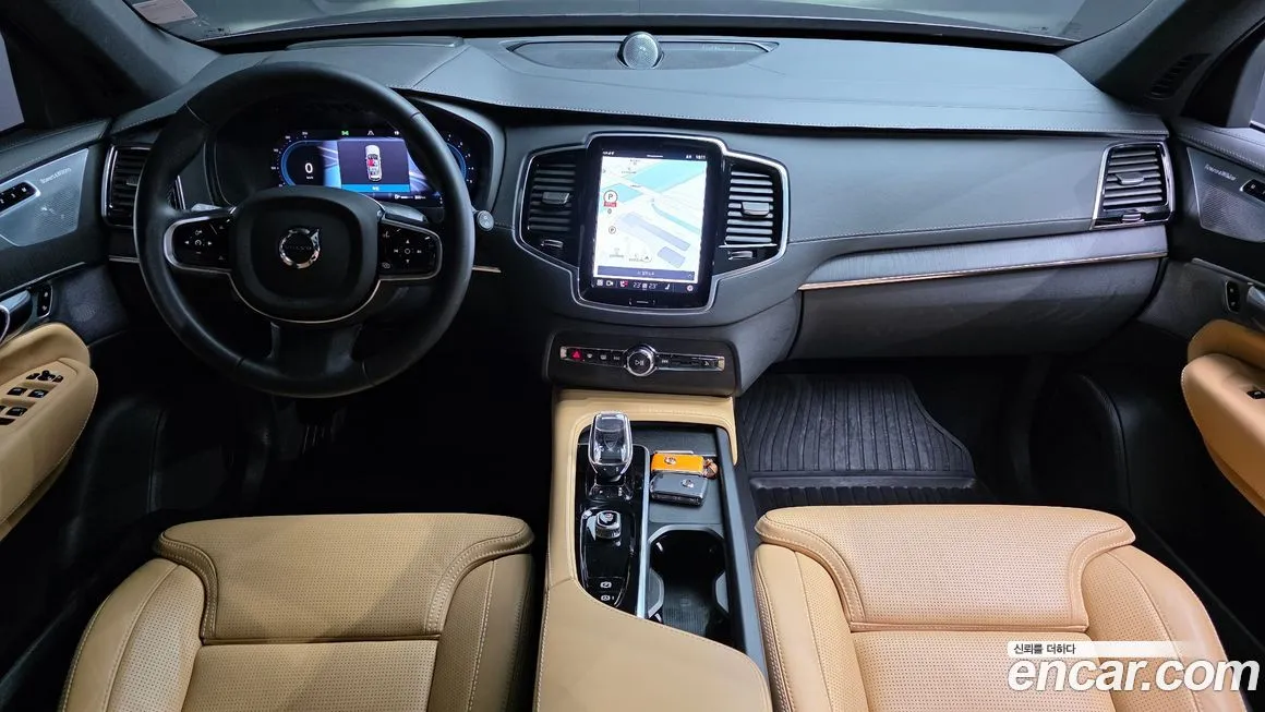 Volvo XC90 — фото 7