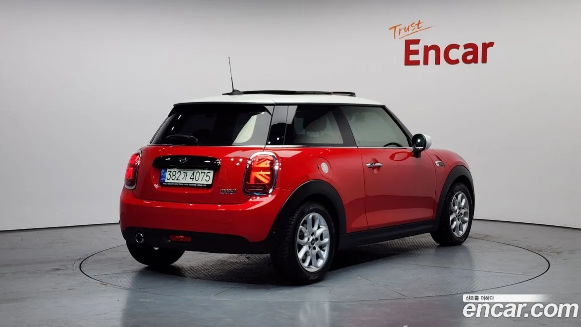 Mini Cooper 2021 из KR, фото 4