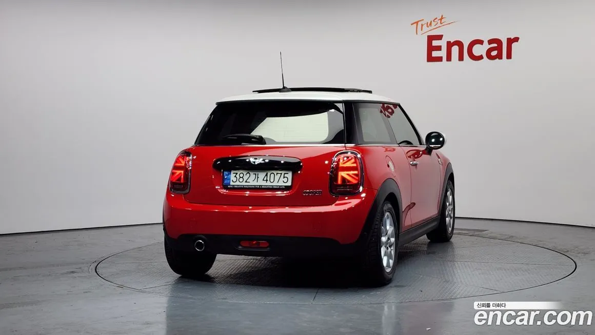 Mini Cooper 2021 из KR, фото 7