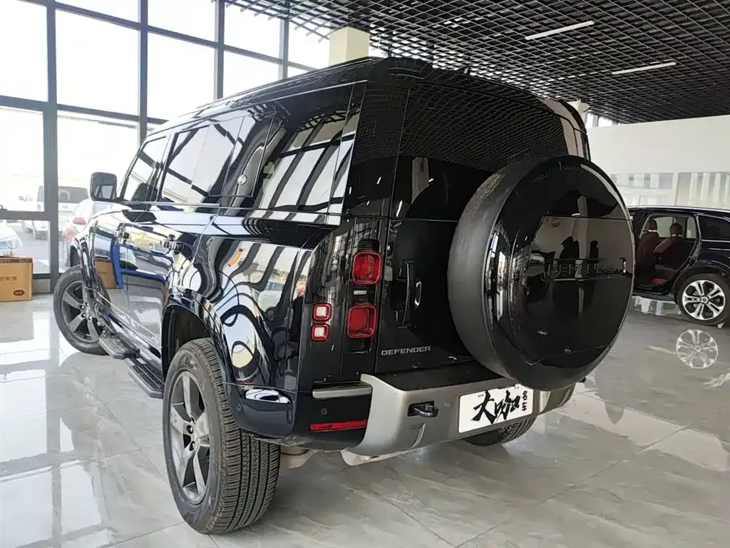 Land Rover Defender — фото 4