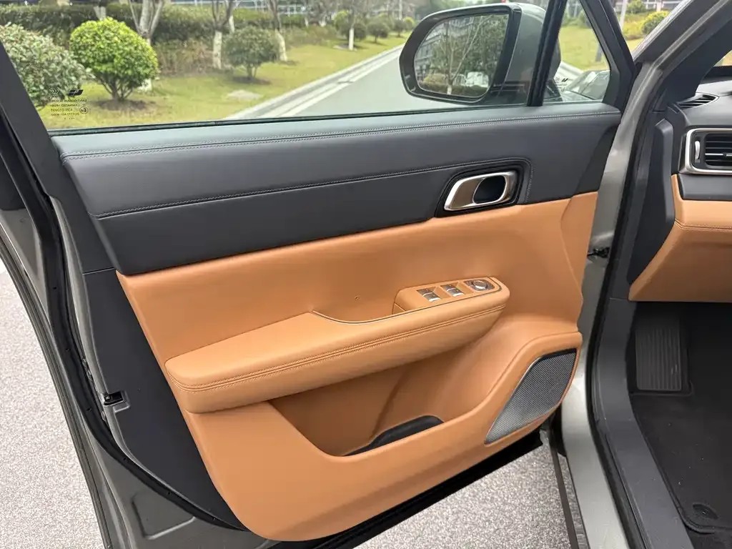 Li Auto ONE 2021 из CN, фото 2