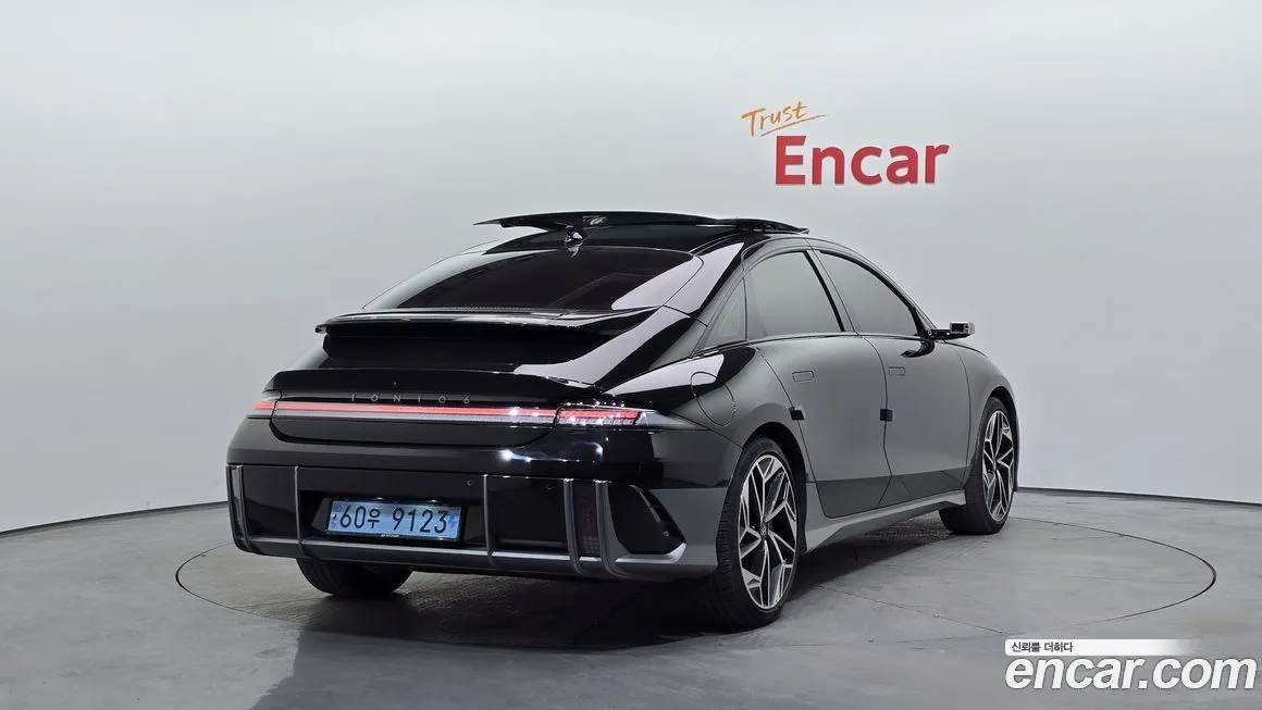 Hyundai Ioniq6 — фото 6