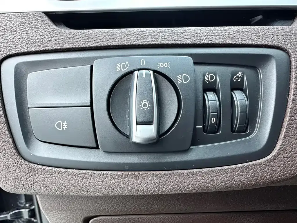 BMW X1 2021 из CN, фото 9