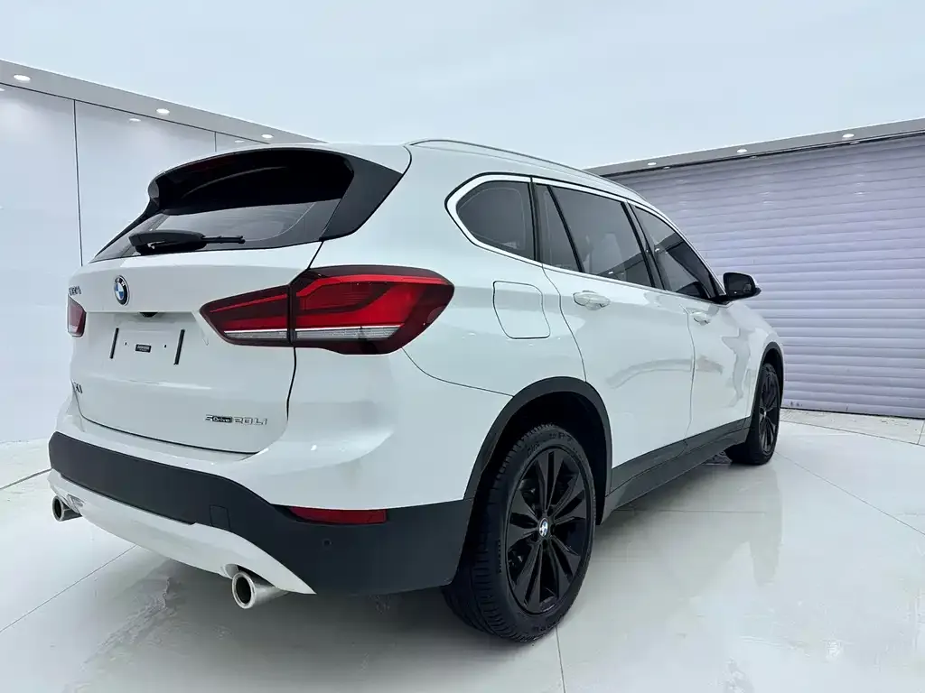 BMW X1 2021 из CN, фото 7