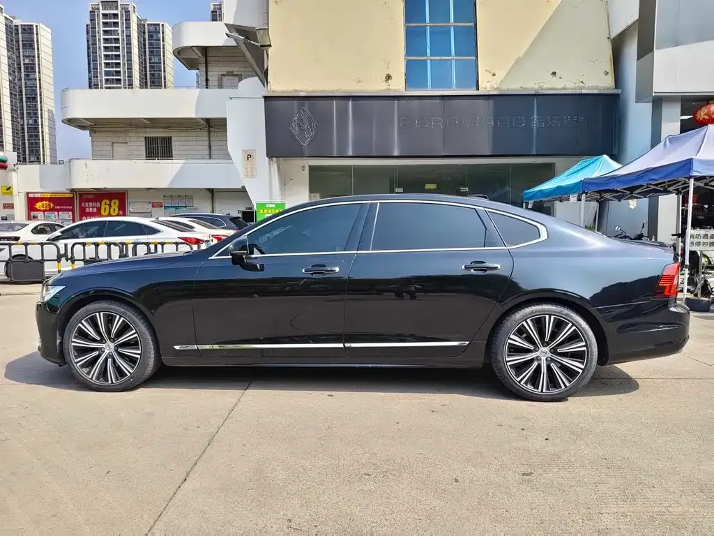 Volvo S90 — фото 10