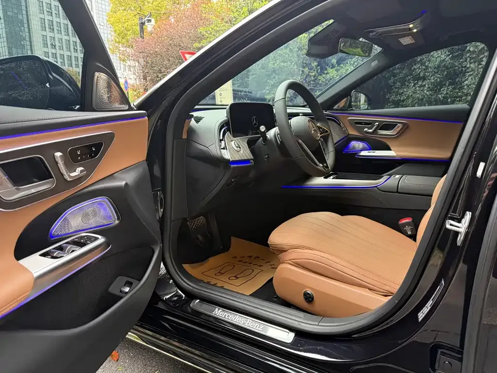 Mercedes-Benz E-Class 2026 из CN, фото 2