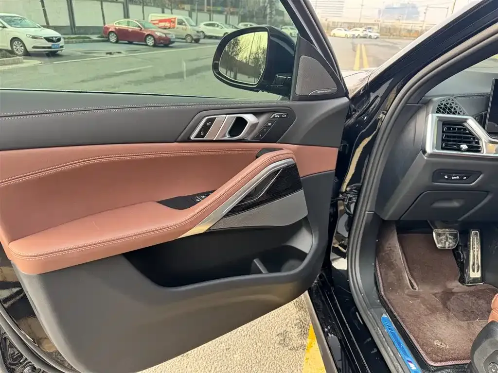 BMW X6 2025 из CN, фото 4