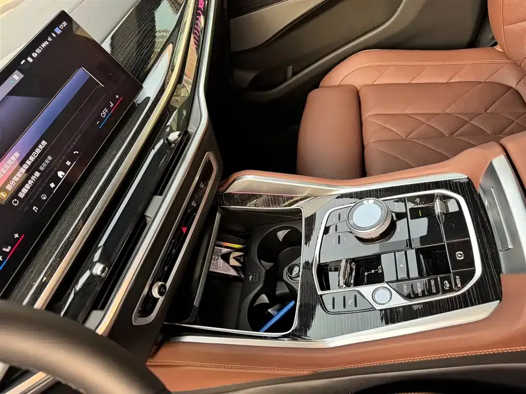 BMW X6 2025 из CN, фото 9